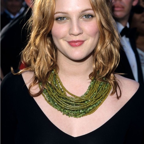 Multi-Strand Peridot necklace with 18KT Gold clasp with diamond accents. - Picture 8 of 8